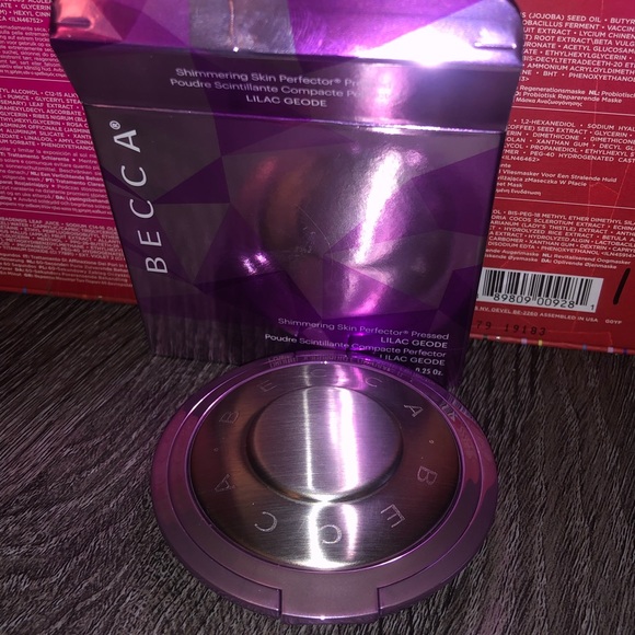 NIB NWT BECCA Limited Edition Shimmering Skin Perfector Lilac Geode Highlighter - Picture 12 of 12